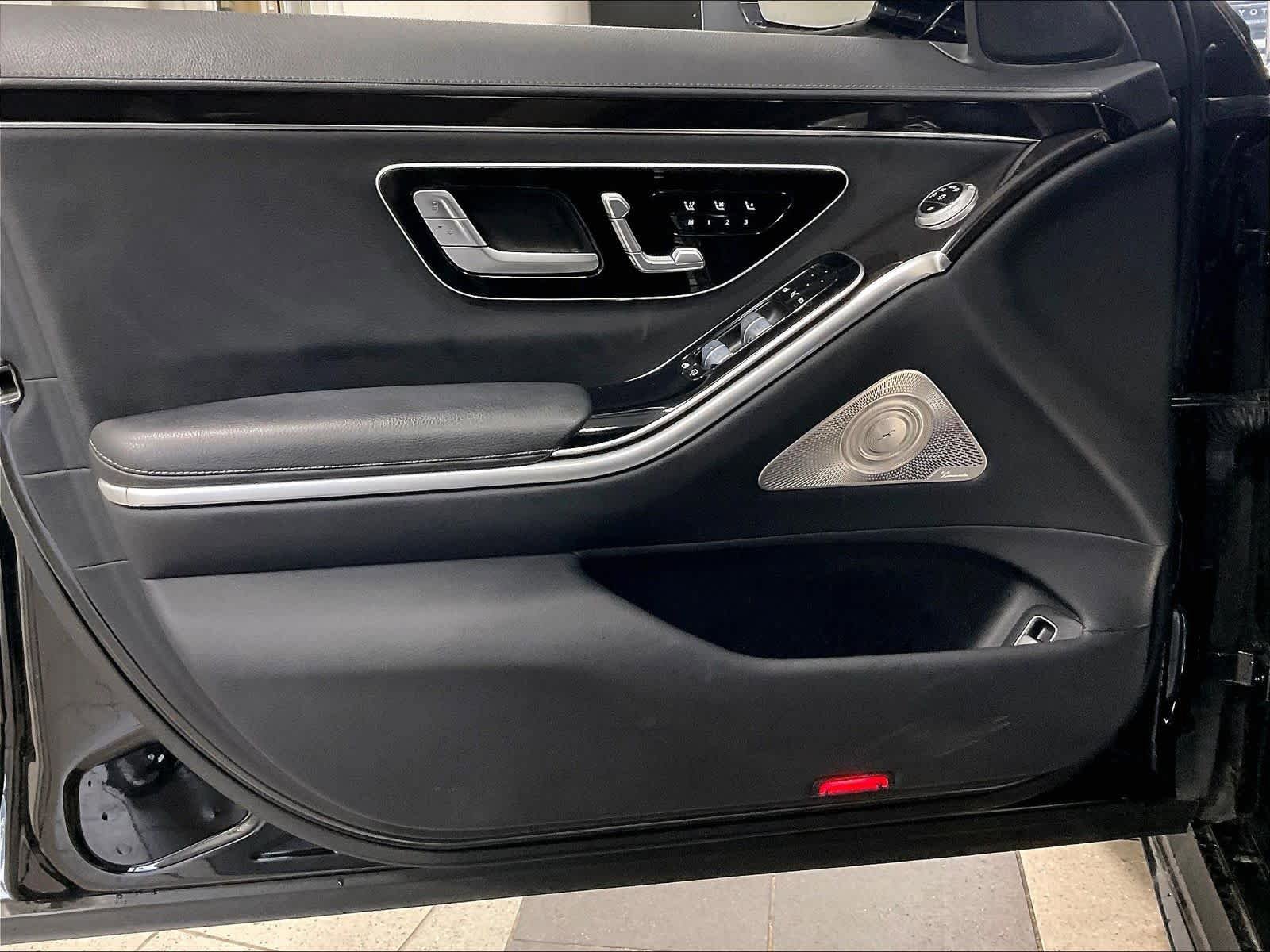 Used 2022 Mercedes-Benz S 500 4MATIC image 9