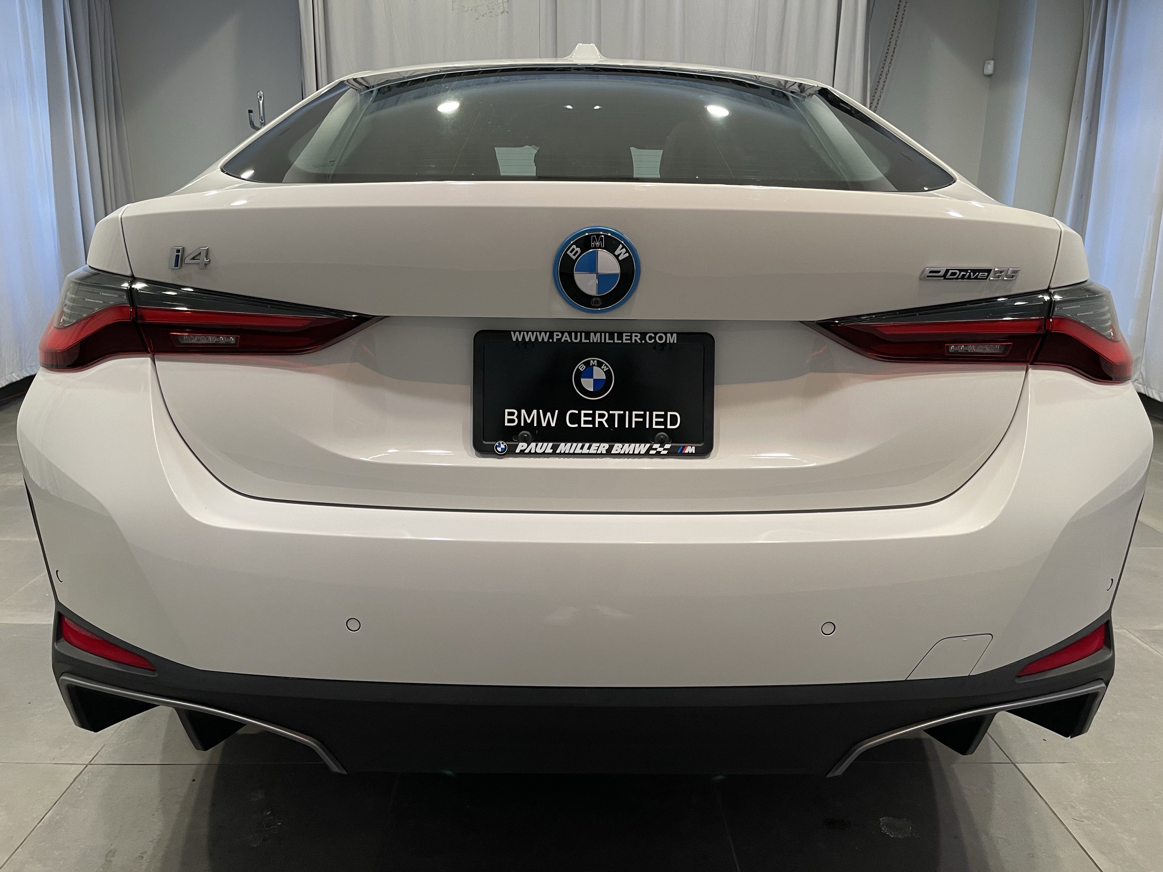 Certified 2023 BMW i4 eDrive35 w/ Premium Package image 5