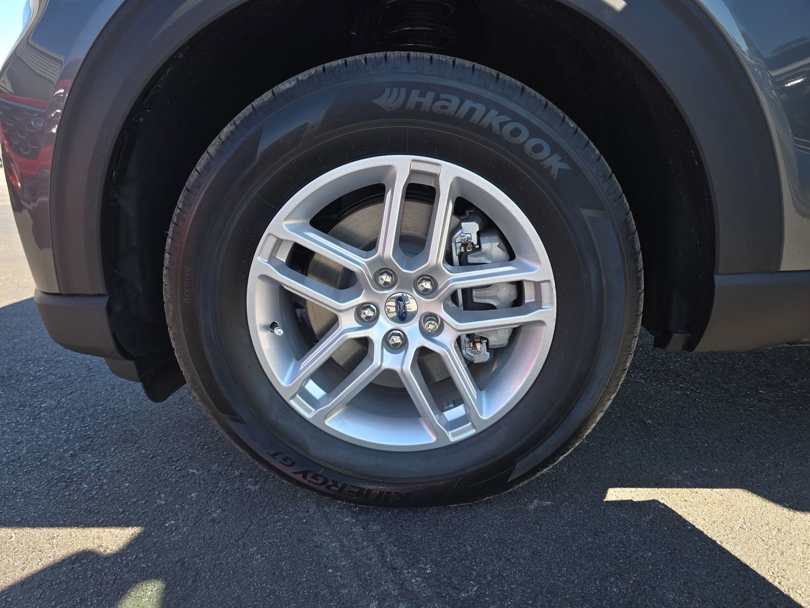 New 2026 Ford Explorer Active w/ Active Comfort Package RWD image 27