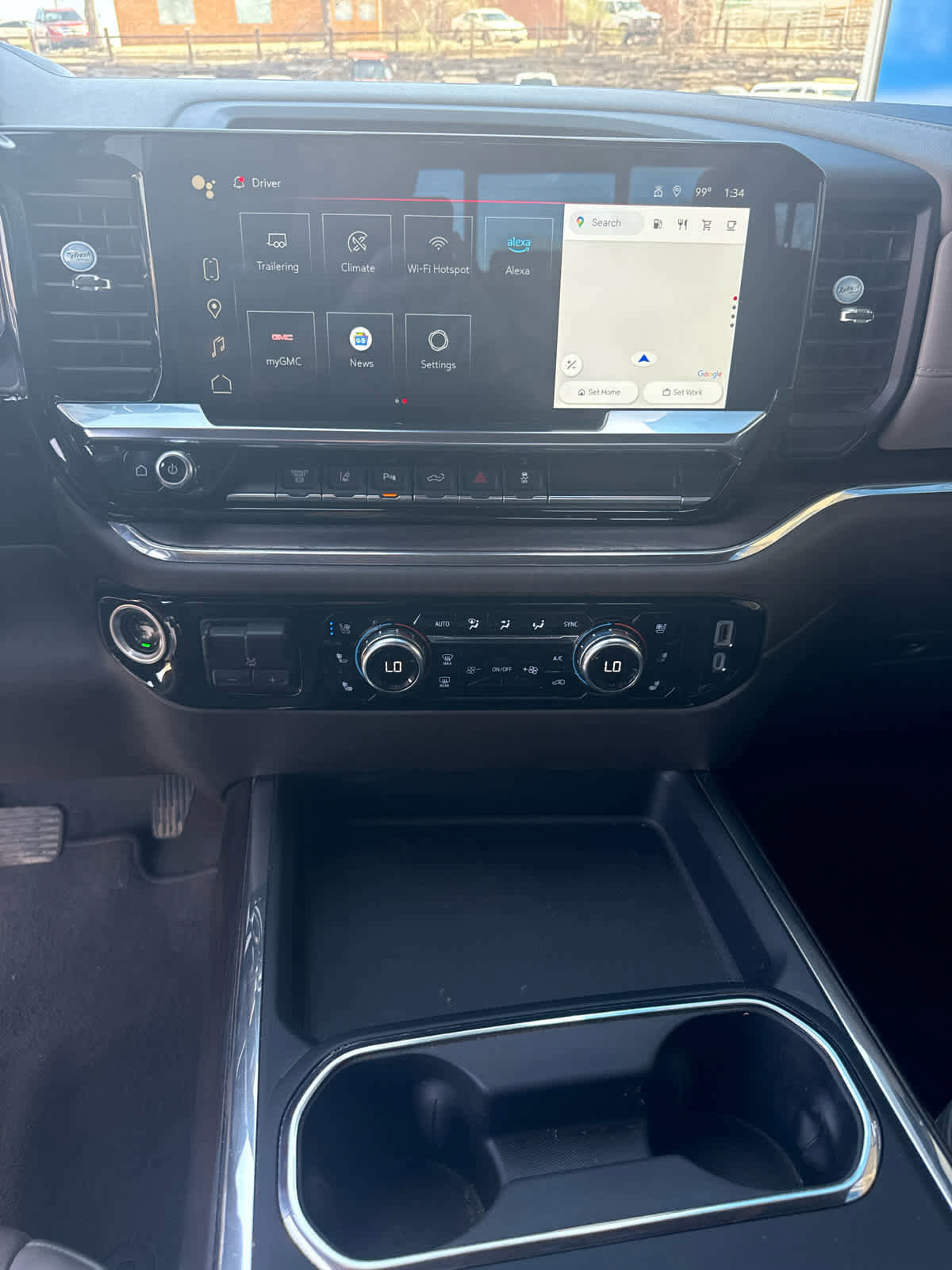 Used 2024 GMC Sierra 2500 SLT w/ SLT Convenience Package image 34