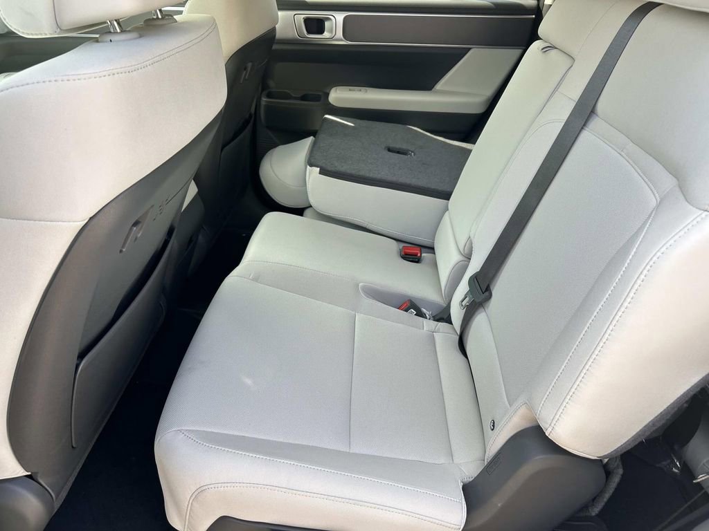 New 2026 Hyundai Santa Fe SE image 19