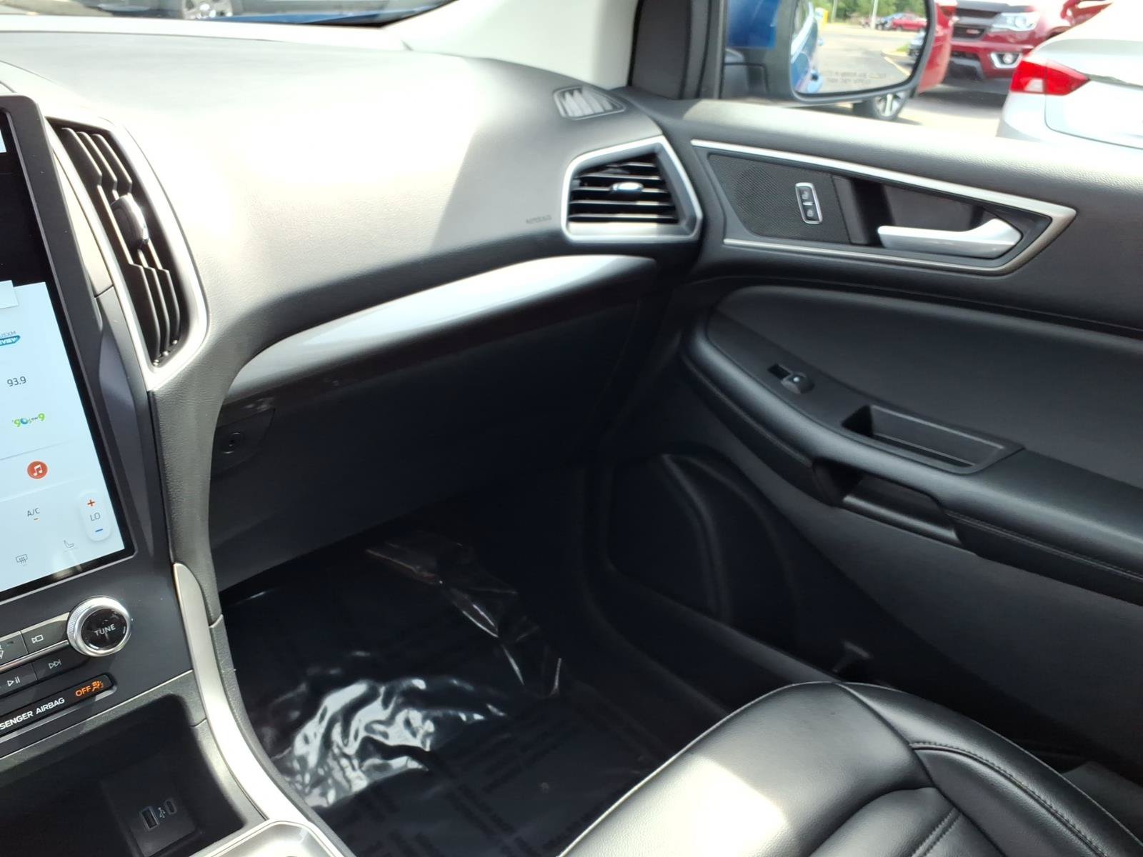 Used 2024 Ford Edge SEL AWD/4WD image 22