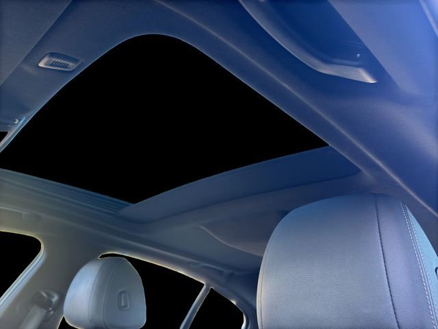 Used 2023 BMW 530e xDrive image 50