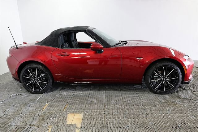 New 2025 MAZDA MX-5 Miata Grand Touring w/ Appearance Package image 6