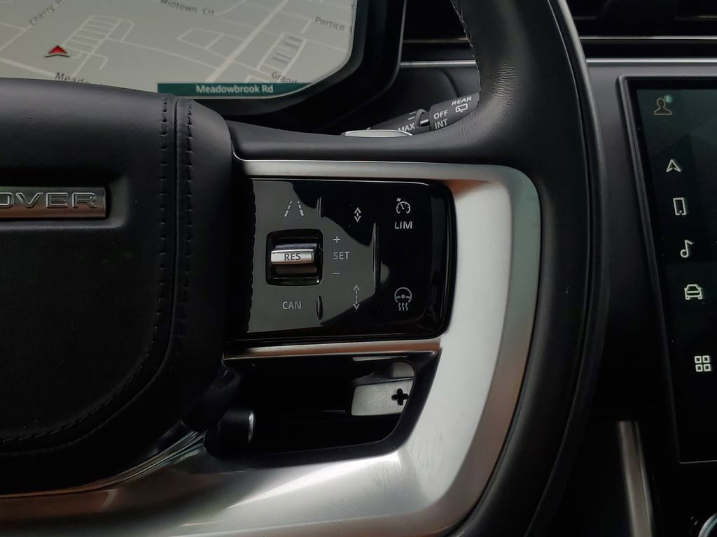 Used 2023 Land Rover Range Rover SE image 18