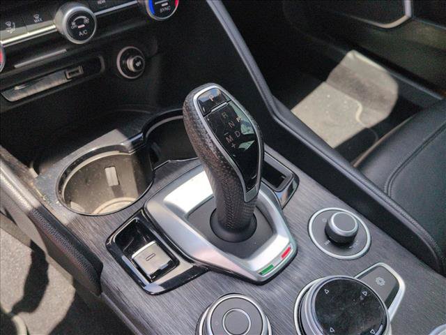 Used 2020 Alfa Romeo Giulia w/ Nero Edizione RWD image 13