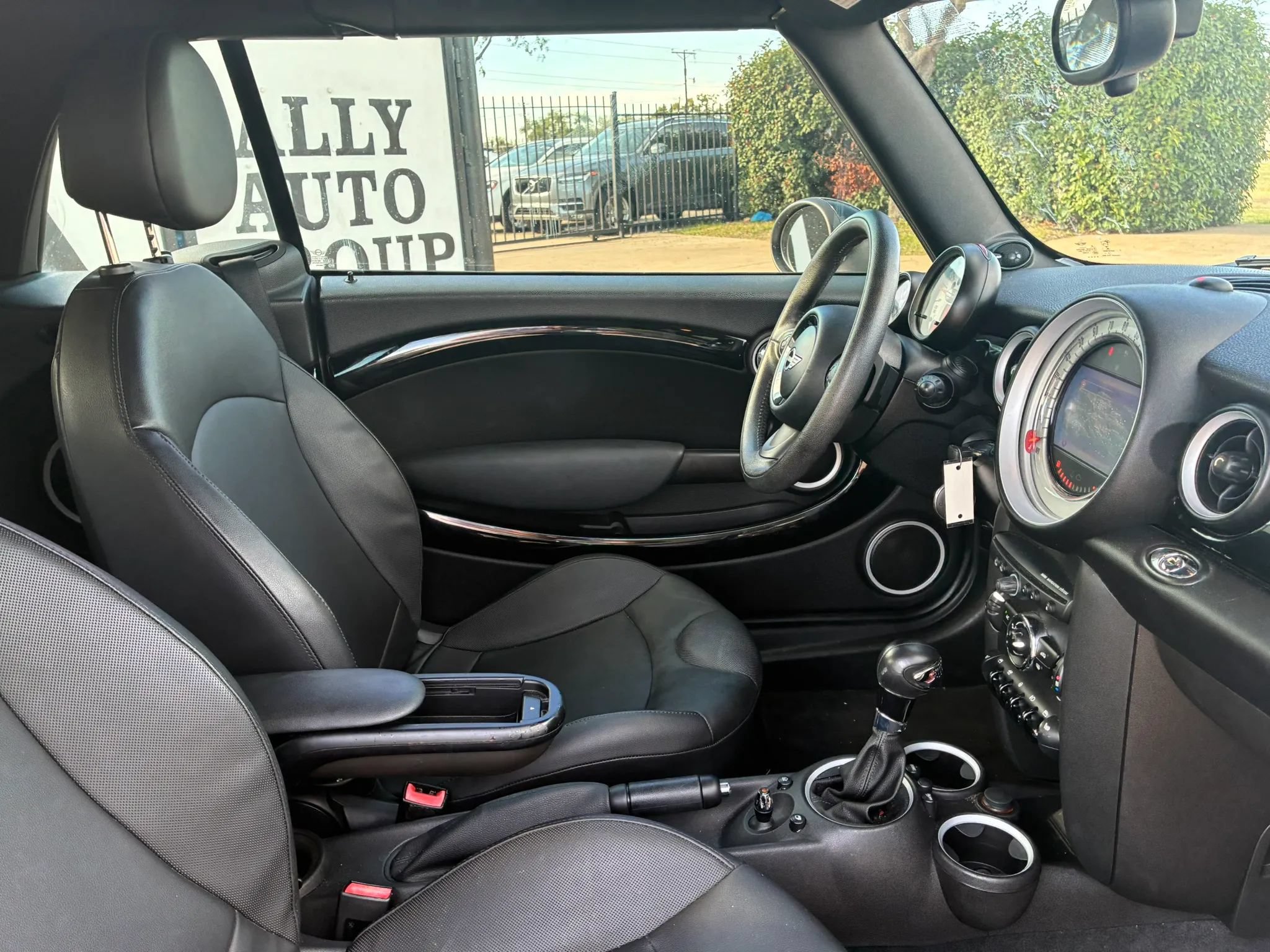 Used 2014 MINI Cooper S FWD image 16
