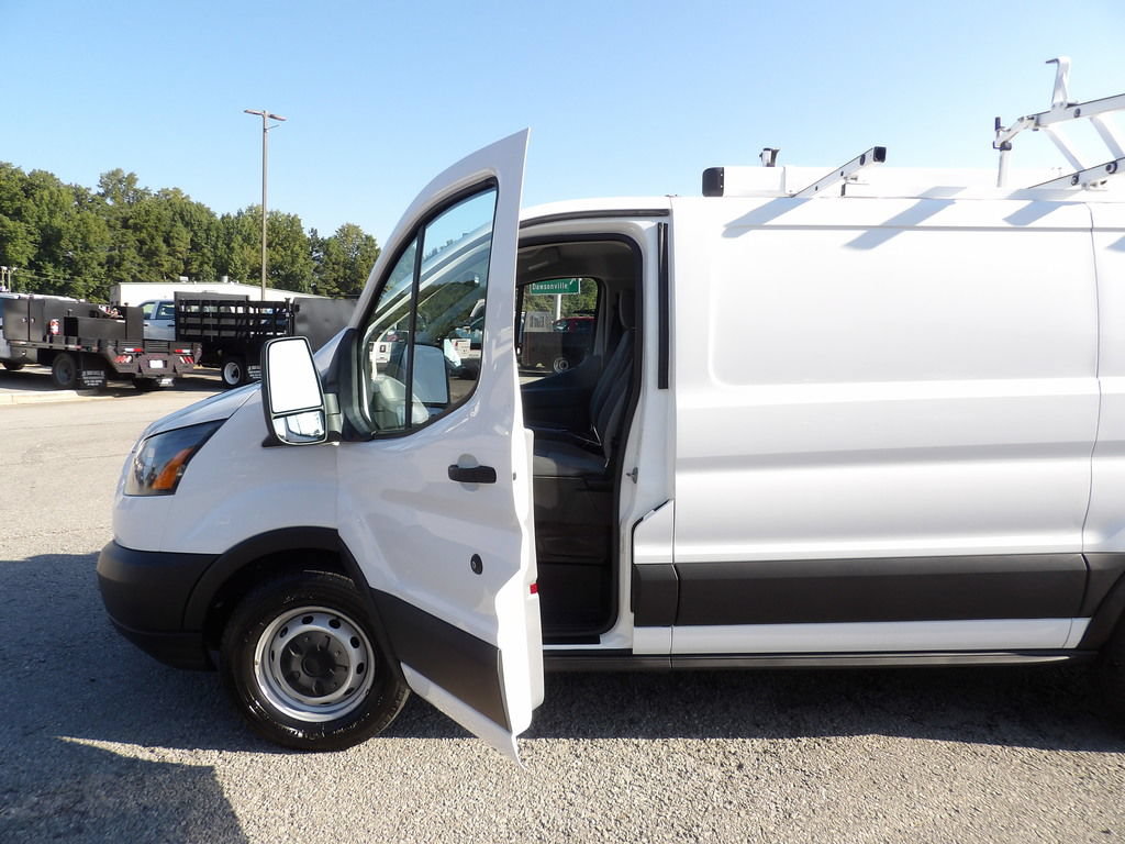 Used 2019 Ford Transit 150 130 Low Roof RWD image 13