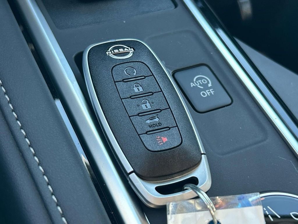New 2026 Nissan Pathfinder SL w/ SL Premium Package AWD/4WD image 37