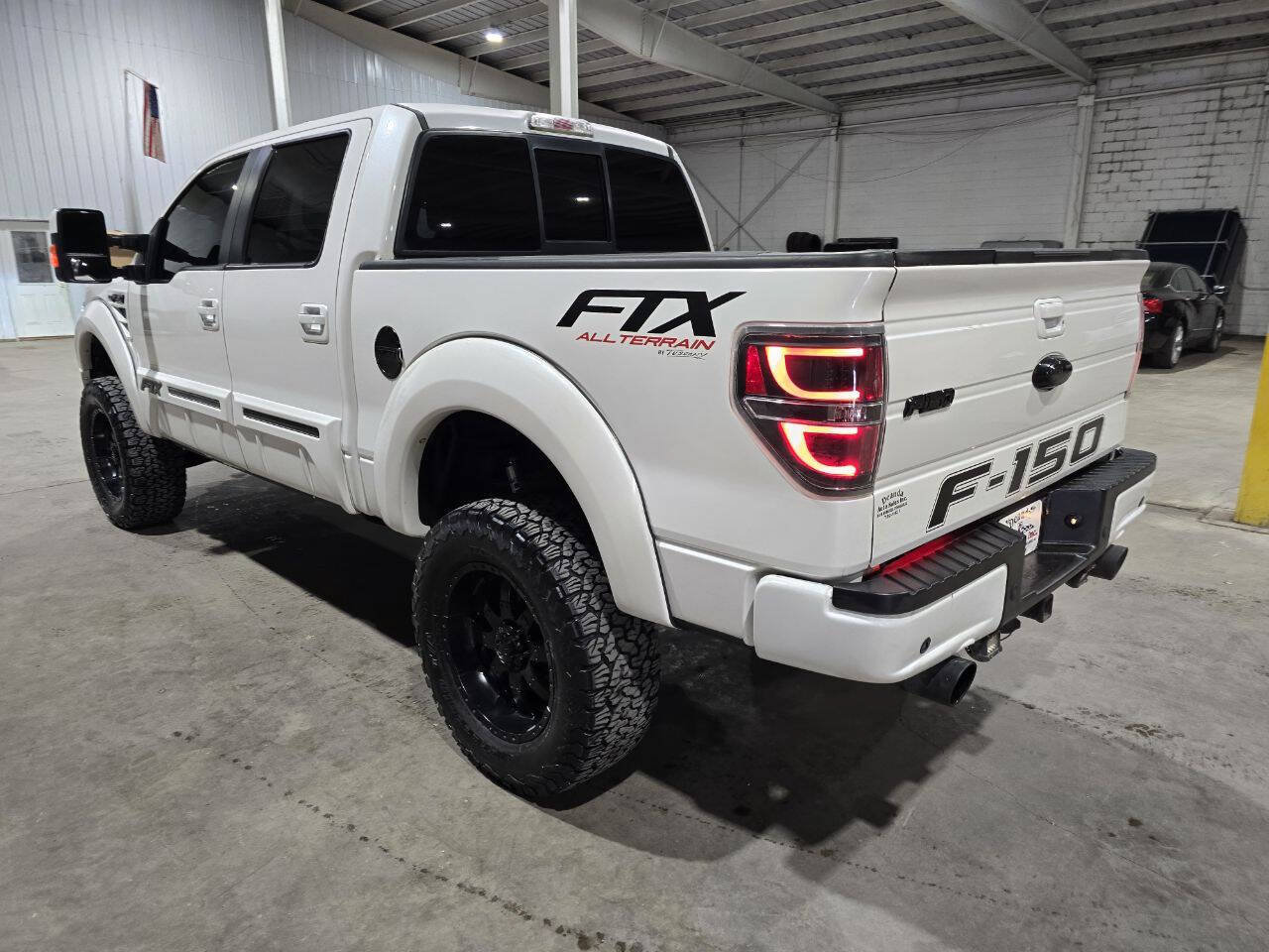 Used 2014 Ford F150 Lariat w/ Equipment Group 502A Luxury AWD/4WD image 11