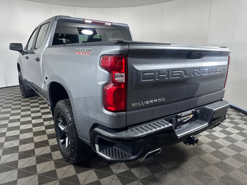 Used 2020 Chevrolet Silverado 1500 LT Trail Boss w/ Convenience Package AWD/4WD image 3