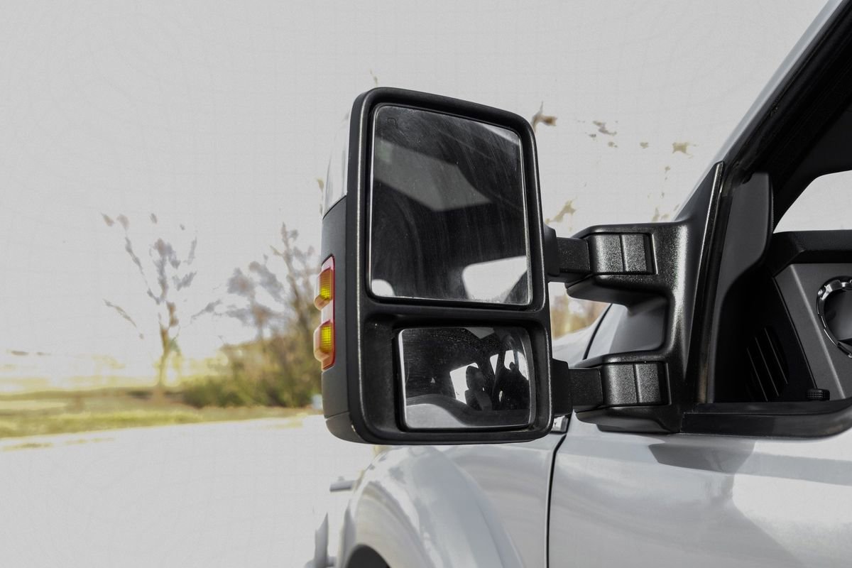 Used 2015 Ford F450 Lariat w/ Lariat Ultimate Package AWD/4WD image 41