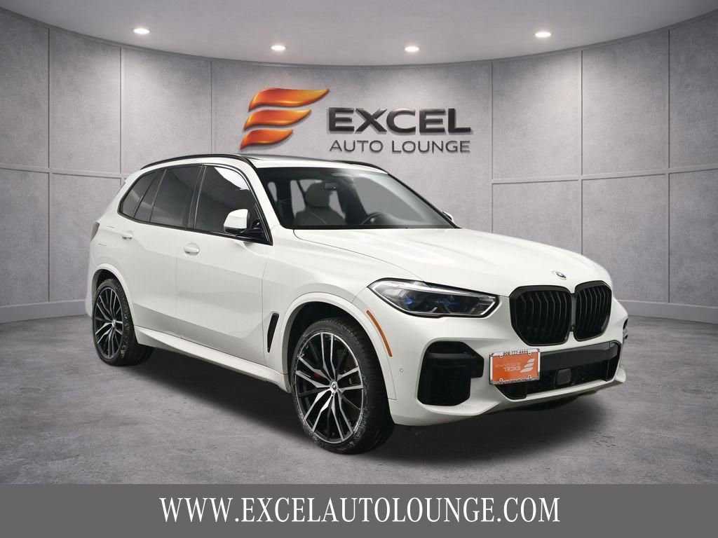 Used 2023 BMW X5 M50i w/ Executive Package image 11