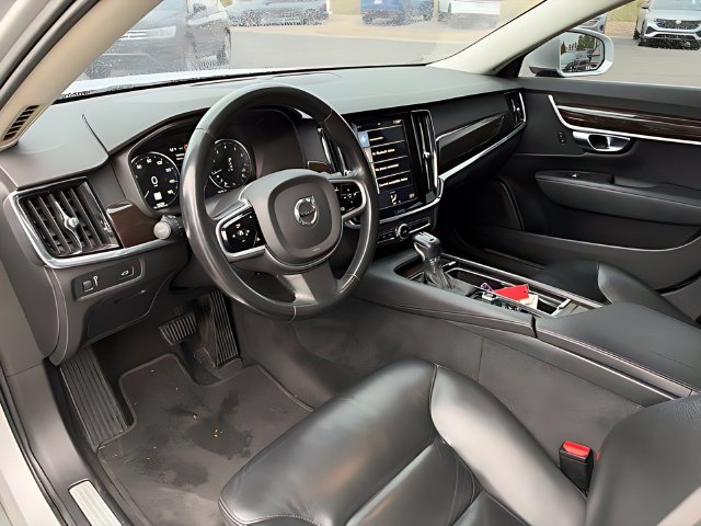 Used 2018 Volvo S90 T5 Momentum w/ Convenience Package FWD image 20