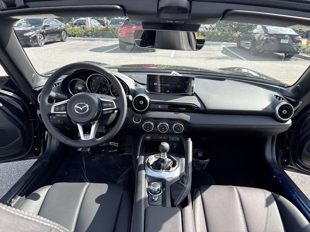 New 2026 MAZDA MX-5 Miata RF Grand Touring RWD image 33