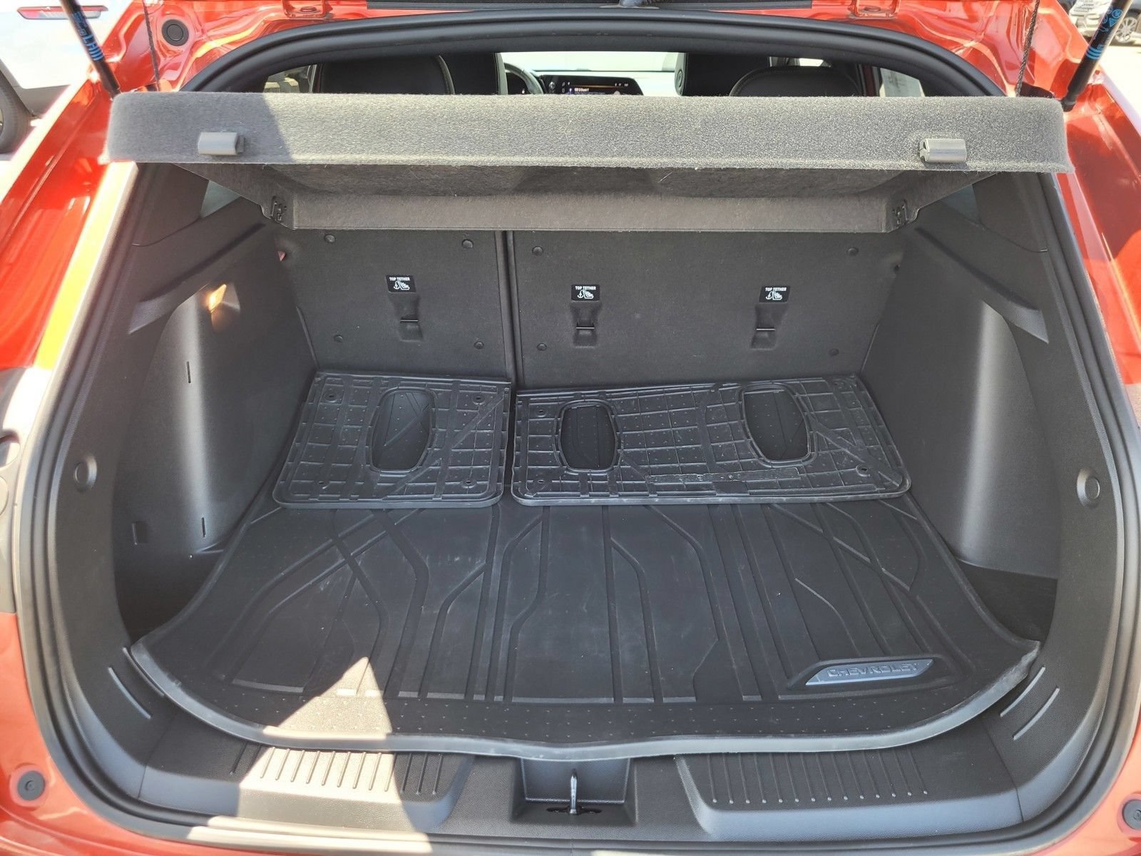 Used 2024 Chevrolet Trax RS FWD image 11