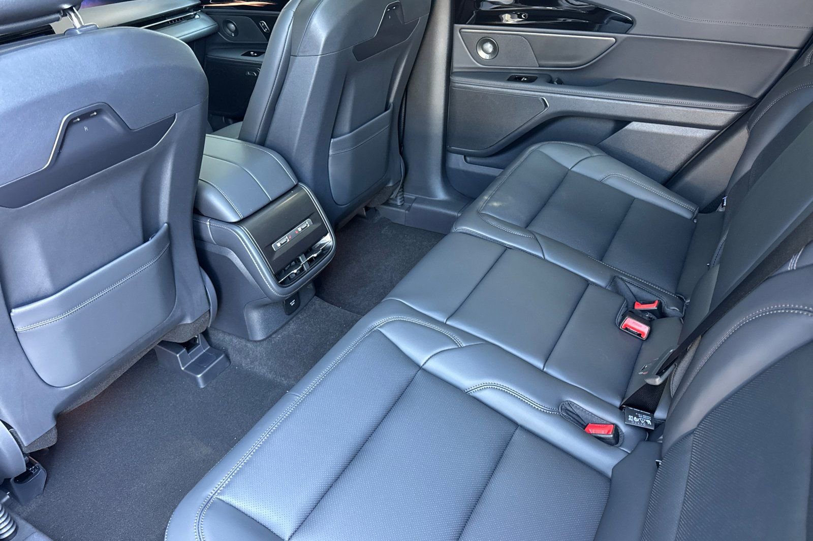 New 2026 Lincoln Nautilus Premier w/ Equipment Group 102A image 10