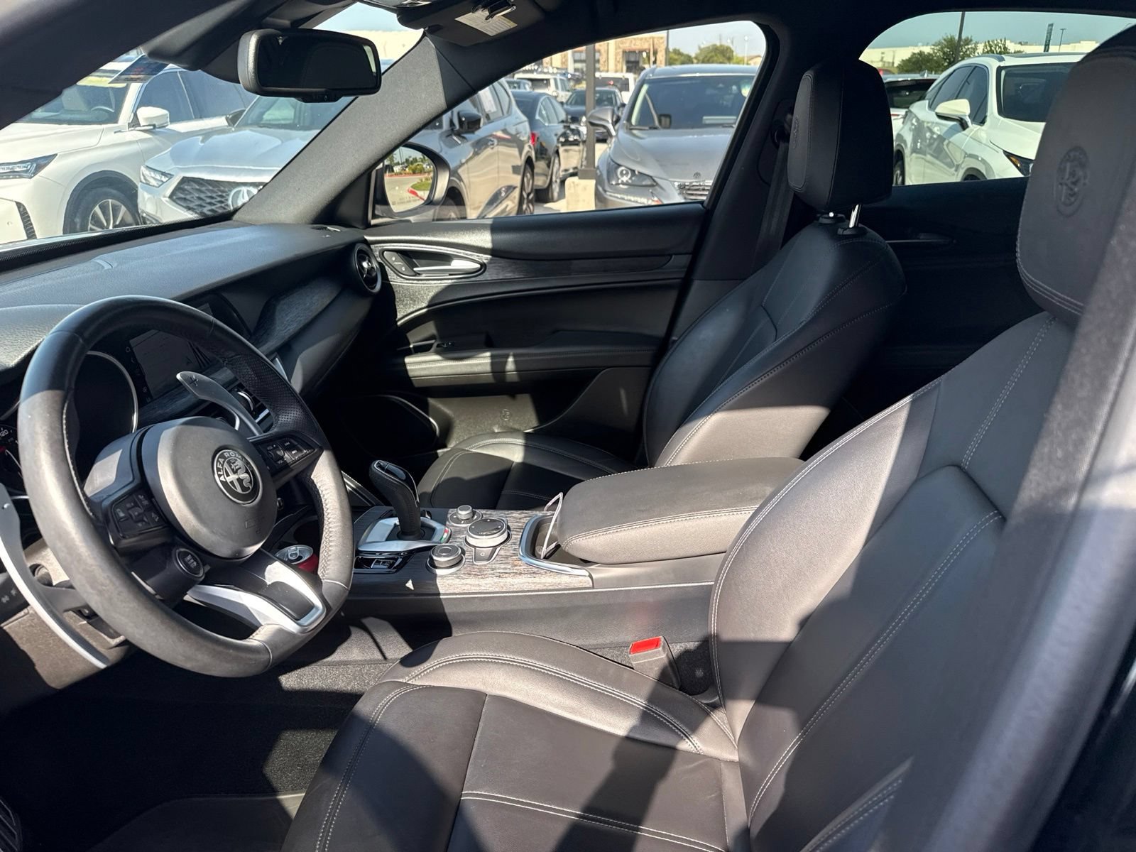 Used 2022 Alfa Romeo Stelvio Sprint AWD/4WD image 8