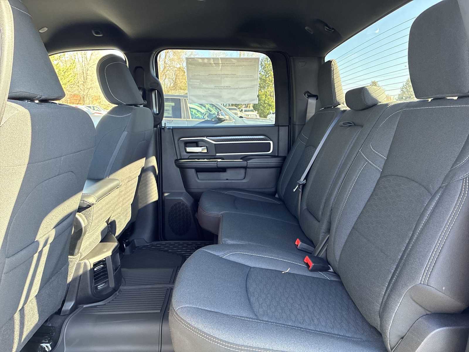 New 2025 RAM 2500 Big Horn AWD/4WD image 21