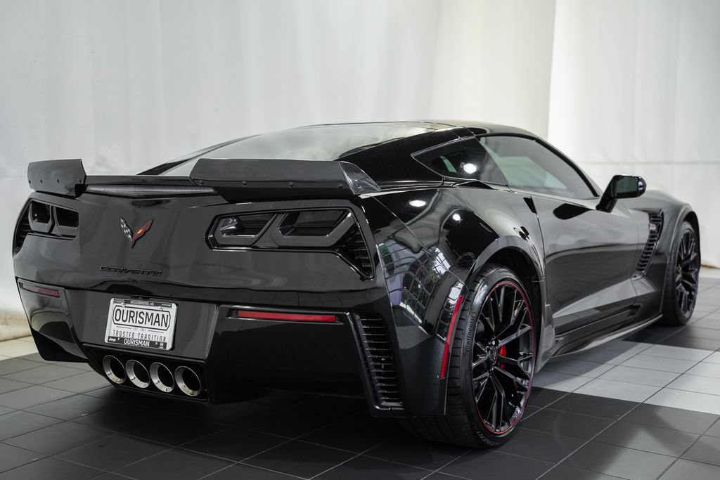 Used 2017 Chevrolet Corvette Z06 RWD image 4