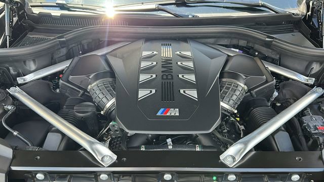New 2026 BMW X7 M60i image 10