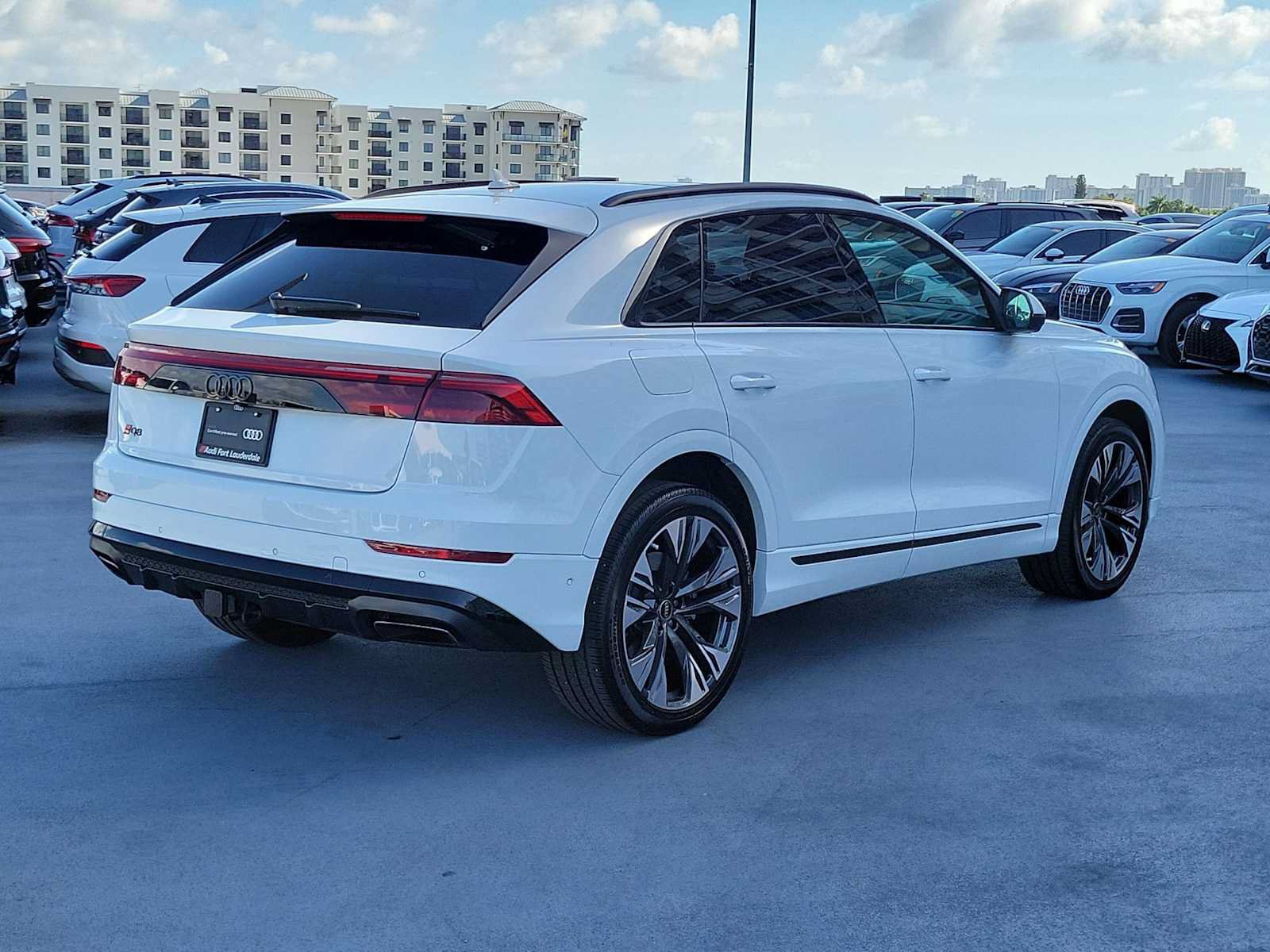 Certified 2024 Audi Q8 Premium Plus w/ Premium Plus Package AWD/4WD image 6