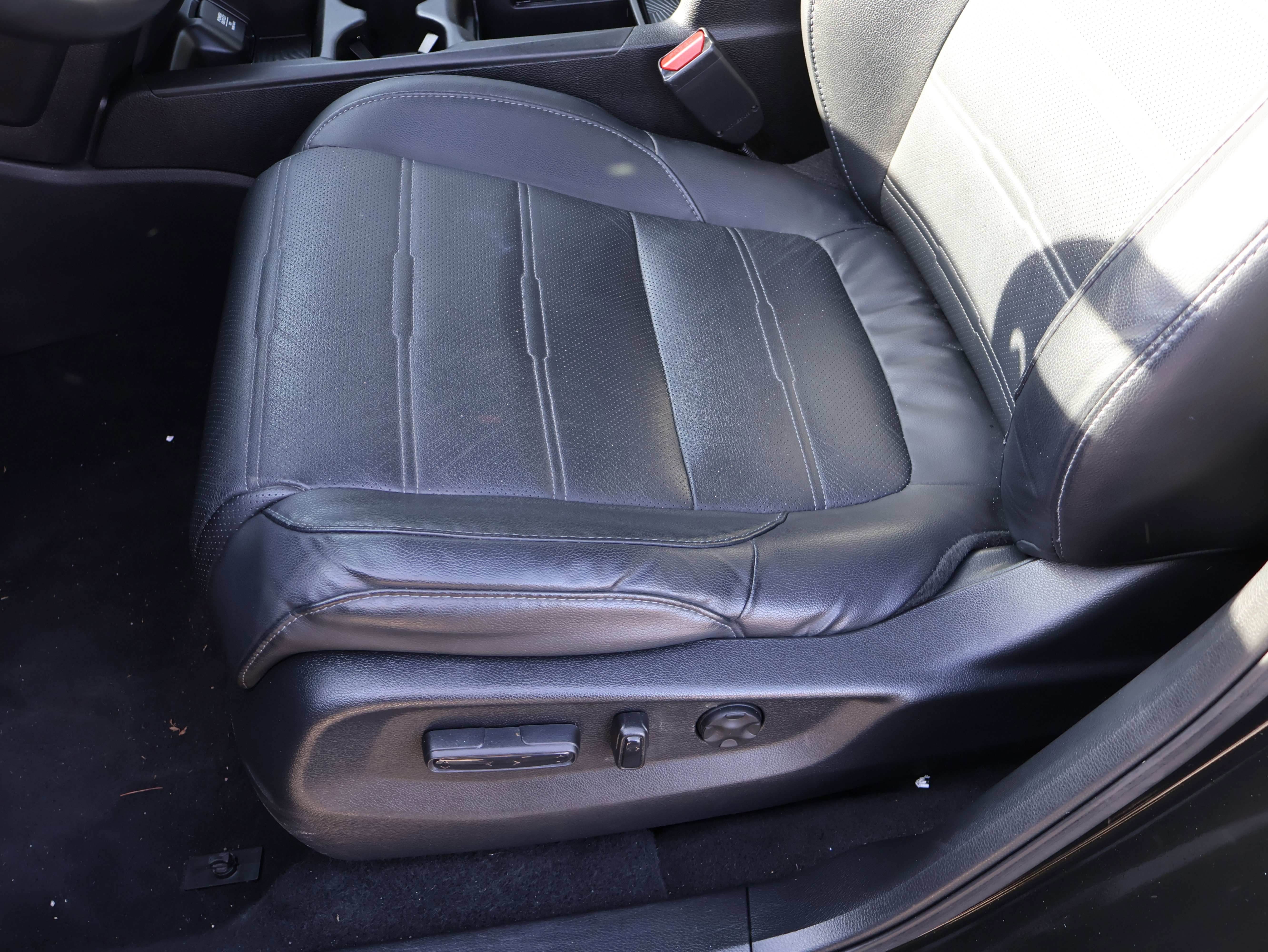 Used 2019 Honda CR-V EX-L image 38