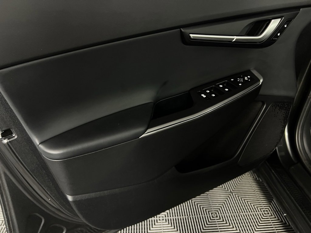 Used 2024 Kia EV6 Light image 26