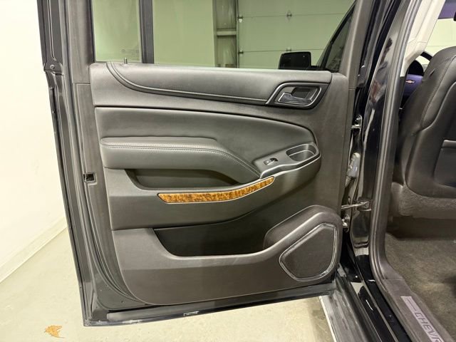 Used 2015 Chevrolet Suburban LTZ image 24