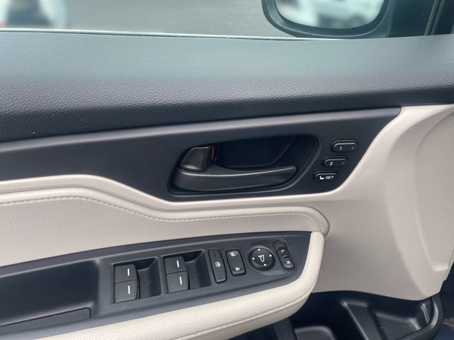 Used 2025 Honda Odyssey EX-L image 15