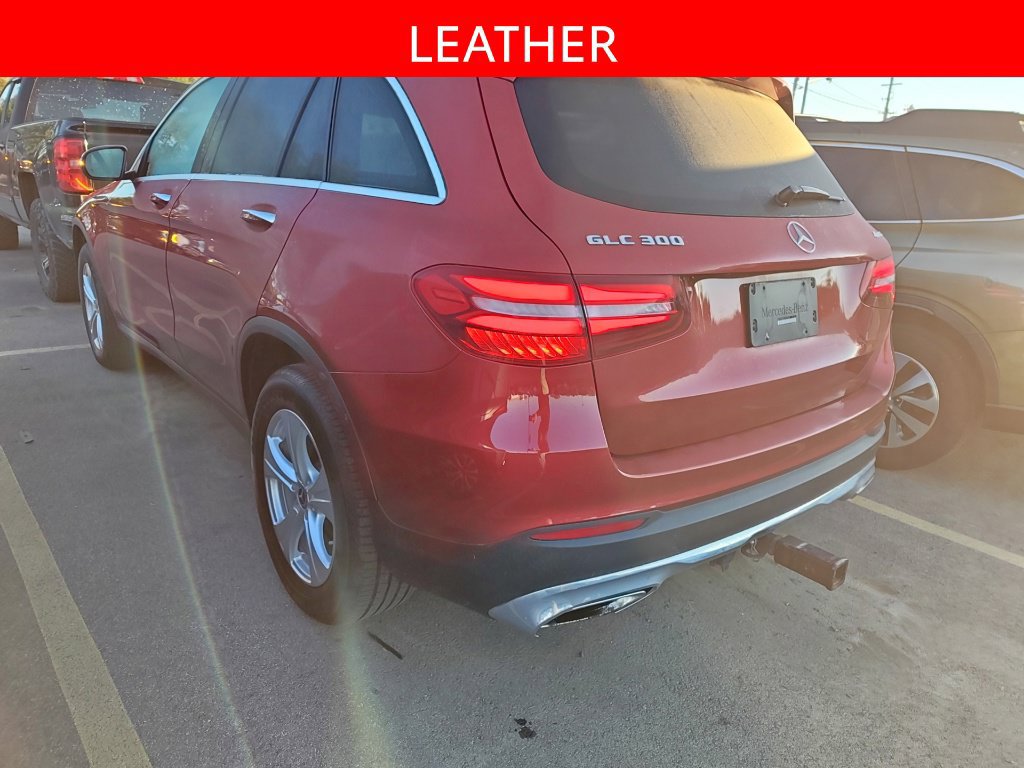Used 2018 Mercedes-Benz GLC 300 4MATIC image 4