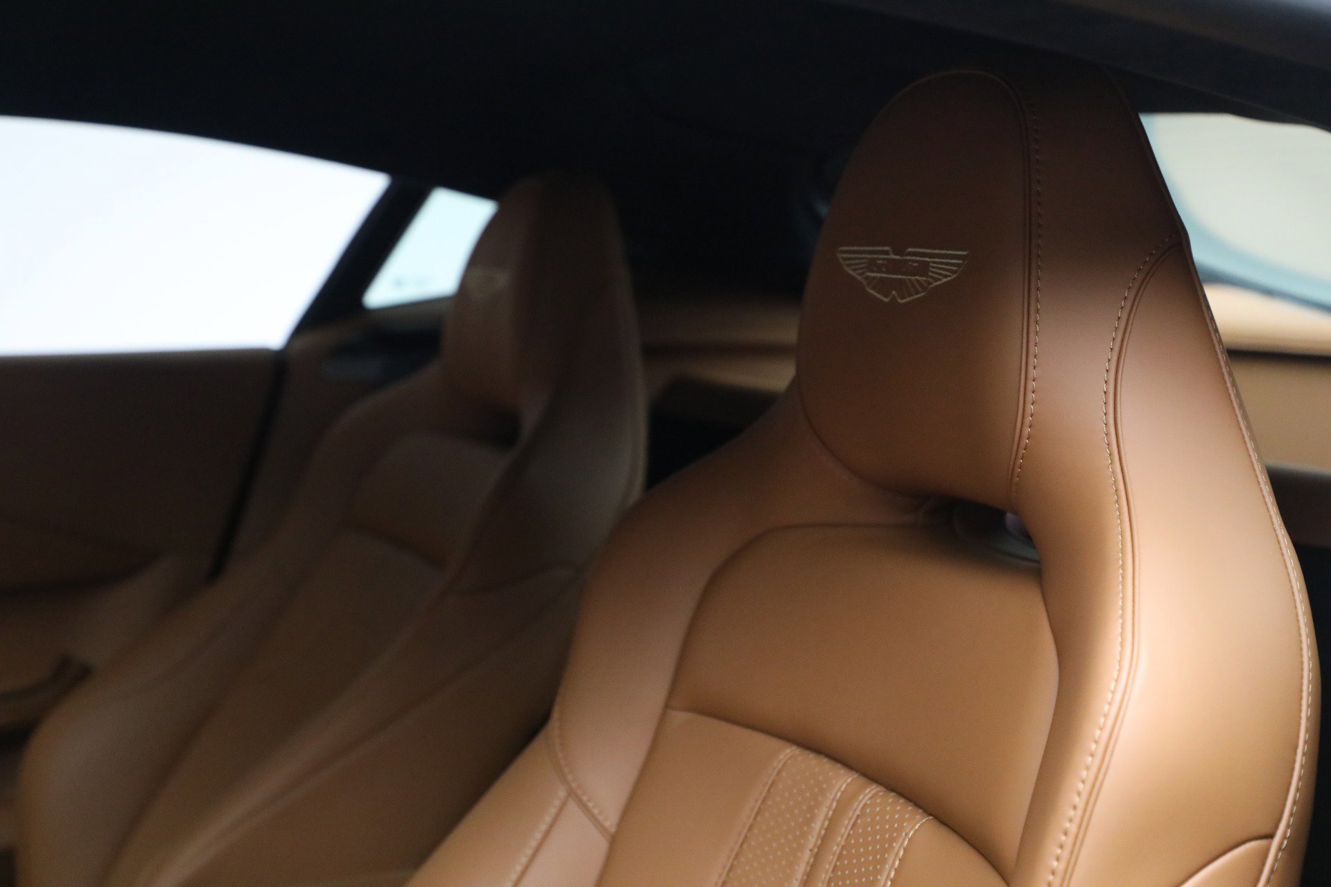 New 2026 Aston Martin V8 Vantage Coupe image 23