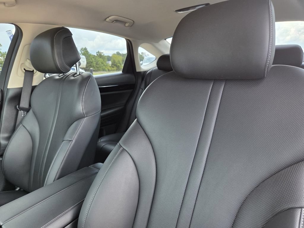 Used 2023 Genesis G80 2.5T AWD/4WD image 25
