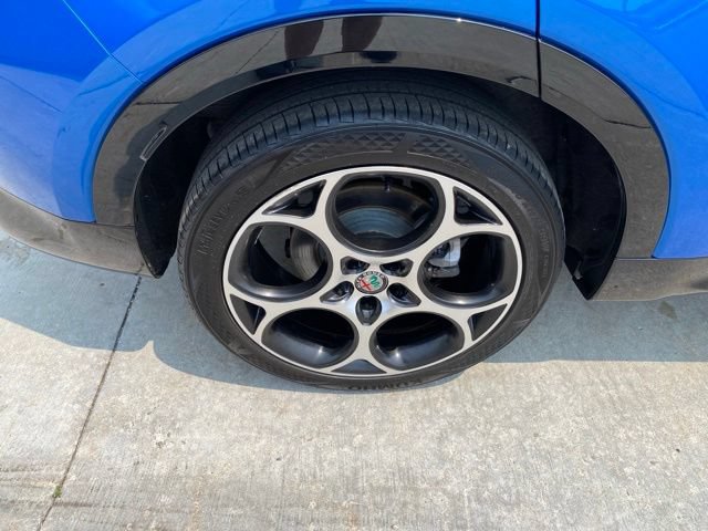 Used 2024 Alfa Romeo Tonale Ti AWD/4WD image 14