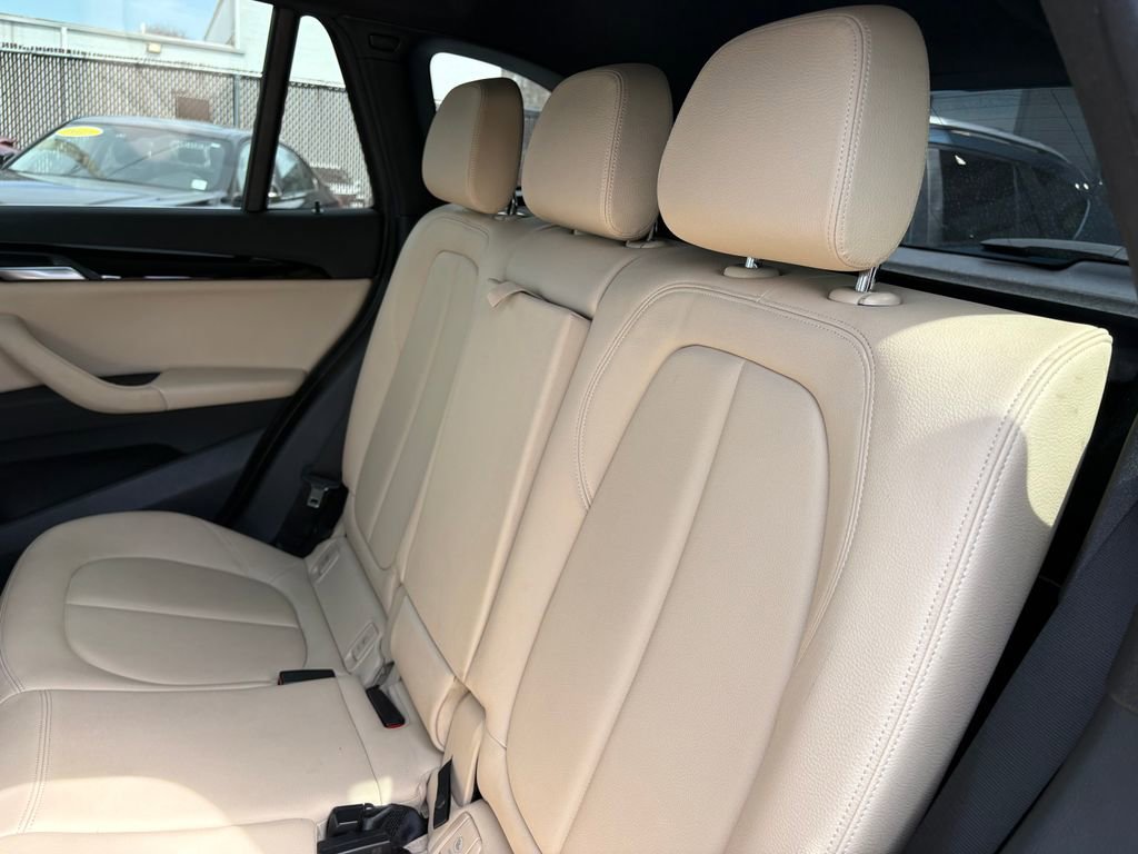 Used 2018 BMW X1 xDrive28i image 10