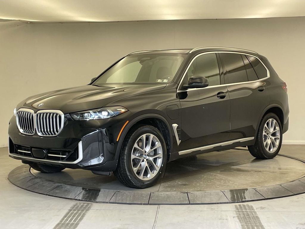 New 2026 BMW X5 xDrive50e w/ Executive Package AWD/4WD image 1