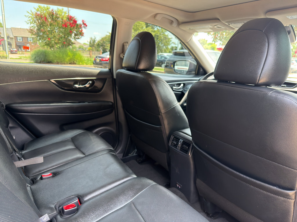 Certified 2020 Nissan Rogue SL w/ Premium Package FWD image 17