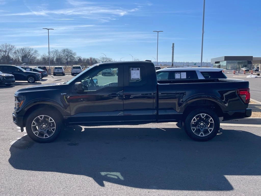 Used 2025 Ford F150 STX w/ Equipment Group 200A RWD image 4