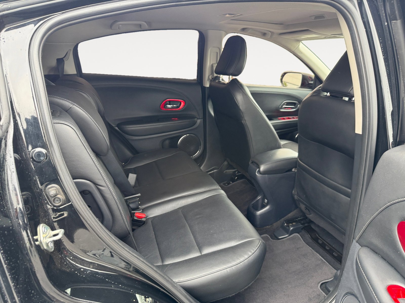 Used 2021 Honda HR-V EX-L image 18