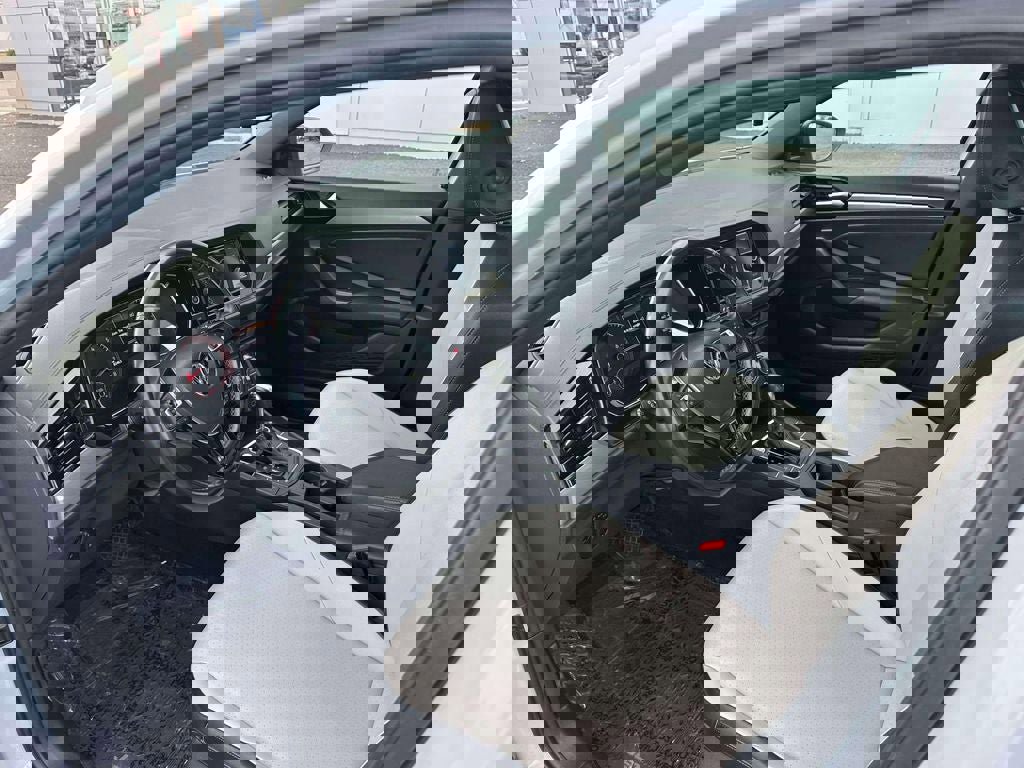 Used 2019 Volkswagen Jetta R-Line image 14