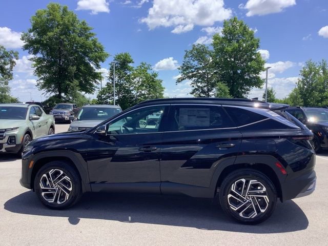 New 2025 Hyundai Tucson Limited image 8