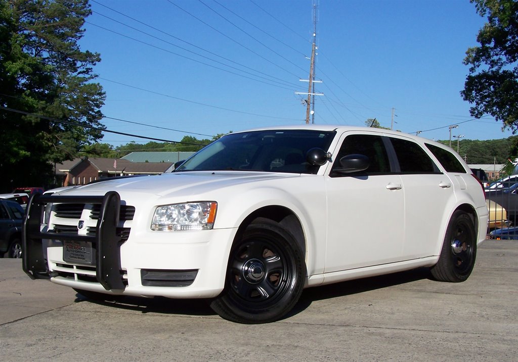 Used 2008 Dodge Magnum image 1