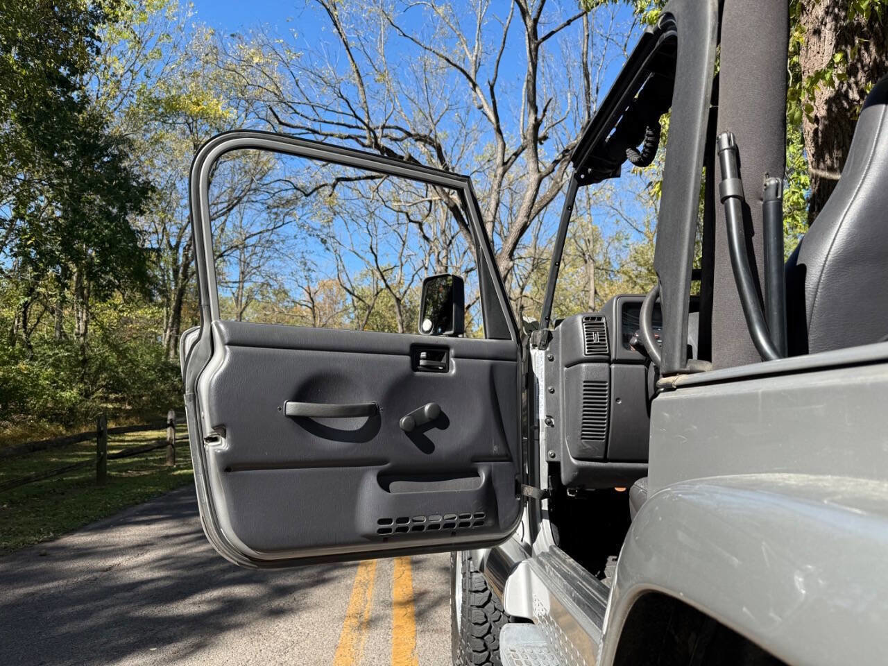 Used 2001 Jeep Wrangler Sport image 70