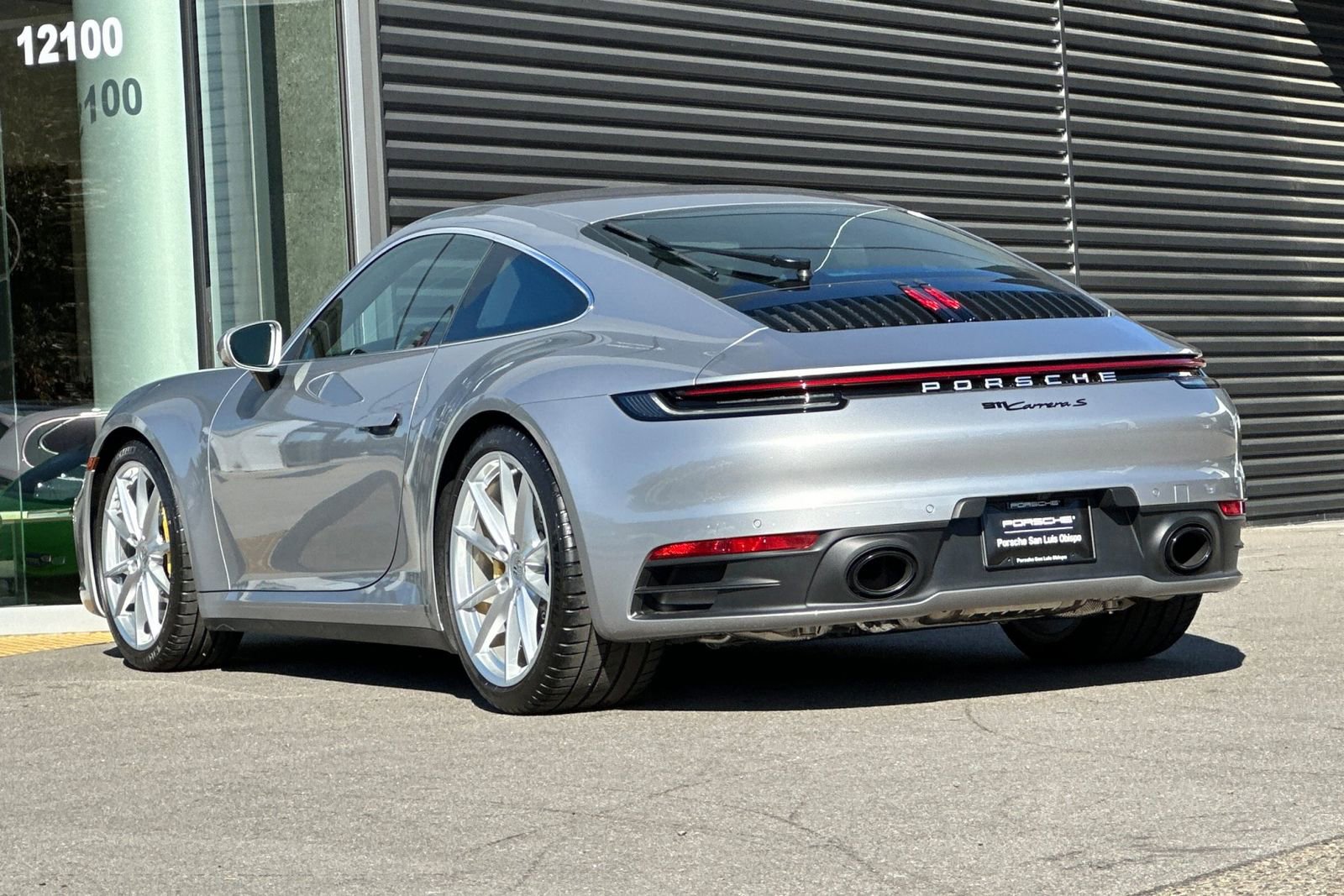 Used 2024 Porsche 911 Carrera S RWD image 3