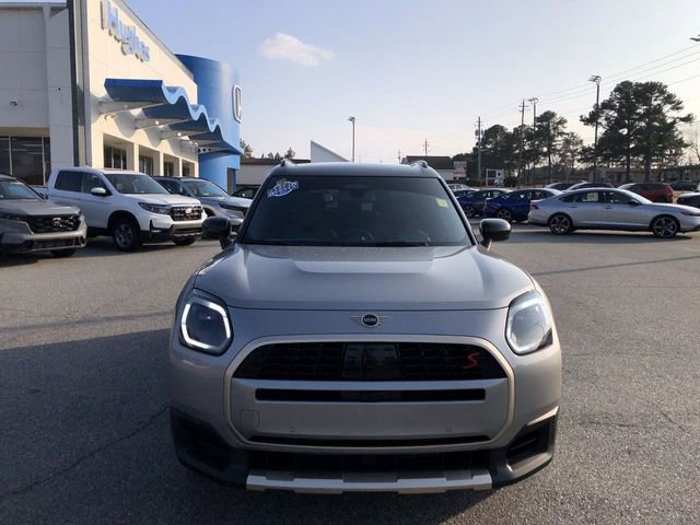 Used 2025 MINI Cooper Countryman S w/ Comfort Package Max image 3