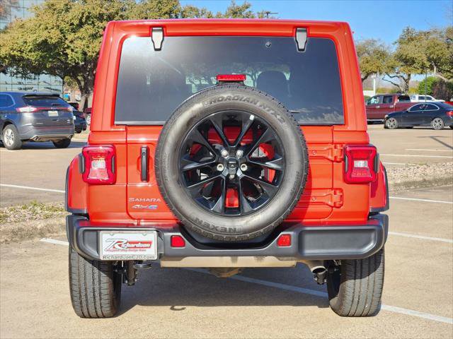 Certified 2025 Jeep Wrangler Sahara image 5