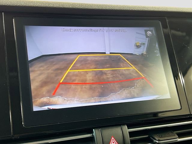 Certified 2022 Kia Niro LX image 13