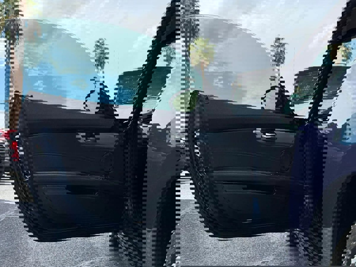 Used 2014 BMW Z4 sDrive35i RWD image 50