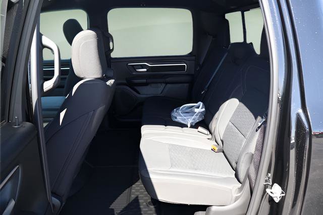 New 2026 RAM 1500 4x4 Crew Cab image 12