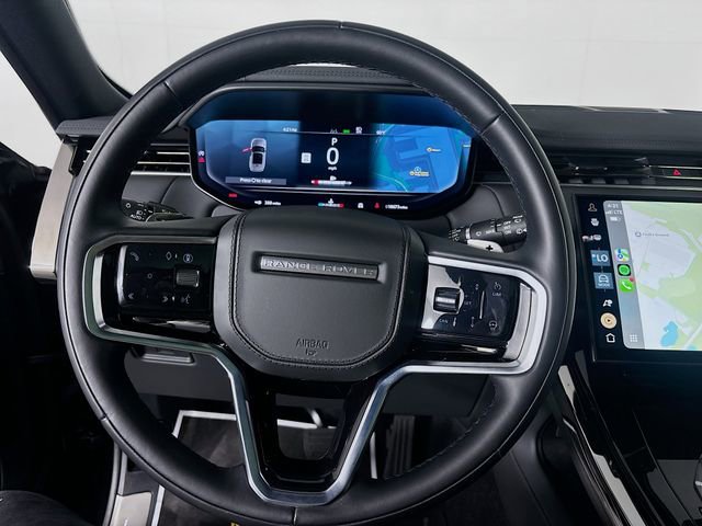 Used 2025 Land Rover Range Rover Sport SE image 12